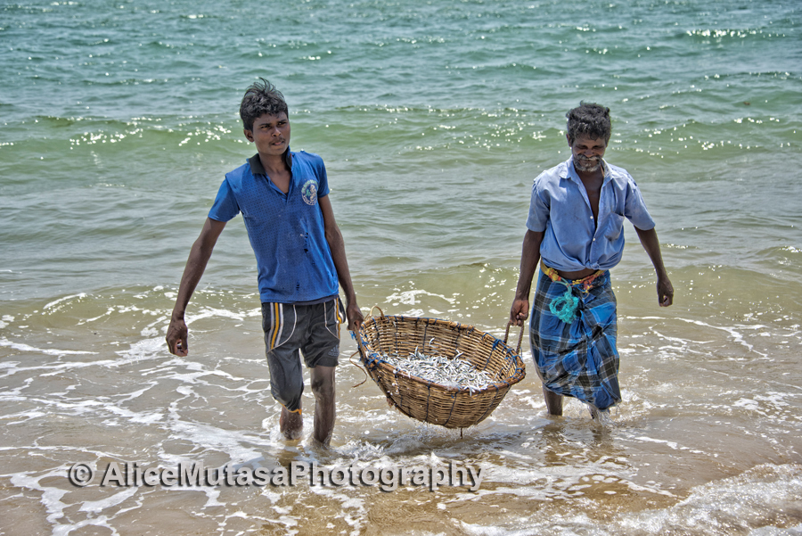 Hungu & Kanden - fishermen near Dolphin Beach, Kalpitiya