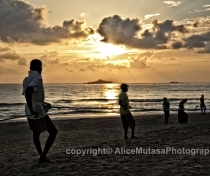 Sunrise & fishermen pulling in the nets on Nilaveli beach