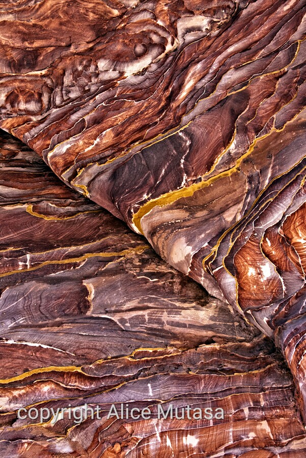 Amazing rock patterns in Petra