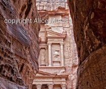 That Classic View that everyone takes in Petra!