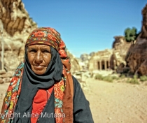 Hassin - Bedouin lady in Petra who wanted to sell me antique coins