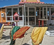 Washing day at the Ananta Maa Mandir Temple