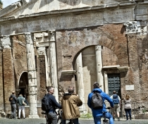 Cyclists at Portico d'Otavia