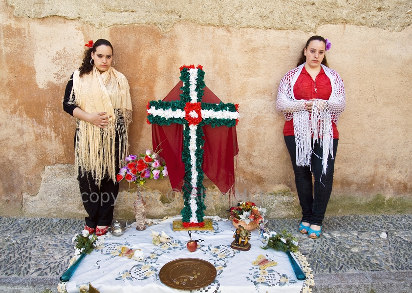 'Dia de la Cruz' / Day of the holy cross, Albaicin, Granada