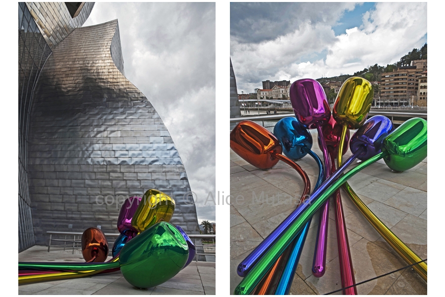 Jeff Koons balloon sculpture, Guggenheim museum, Bilbao, Spain