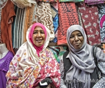 Esharaya and Sadia - lovely women who helped my buy a traditional 'Thobe' in Omdurman suq