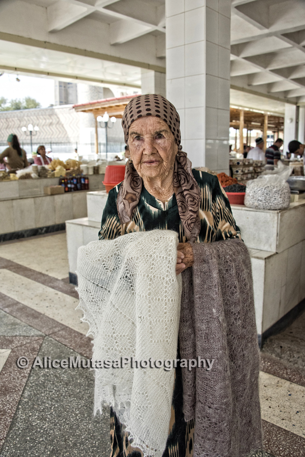 Rosa - shawl seller in the bazaar, Samarqand